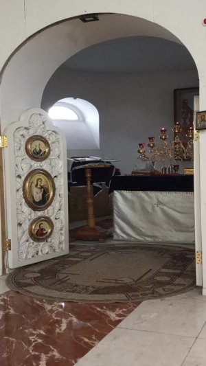 Дорогие братья и сёстры! Божественная служба храм Святой Троицы