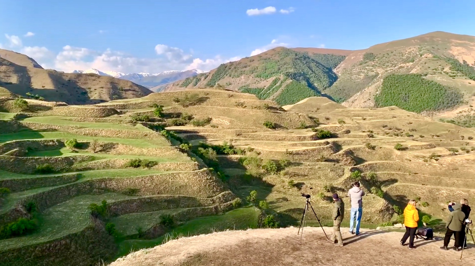 Дорога из Чоха в Гуниб террасы , на рассвете вид на Гунибское плато Дагестан май 2023
