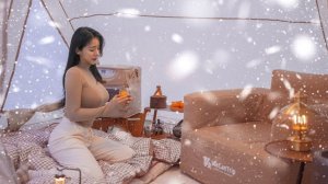 Одиночный кемпинг в большой надувной палатке, с моей собачкой.