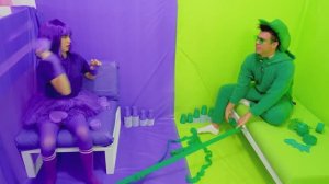 Челленджи Насти： Холодное vs Горячее 🔥❄️ Фиолетовое vs