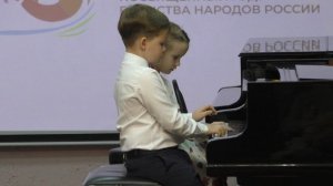 Долгий Яков и Дудченко Вероника