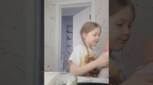 это ужас смотреть до конца там будет жесть