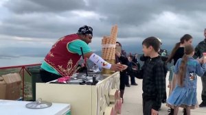Сулакский каньон смотровая в п.Дубки, продавец мороженого Дагестан май 2023