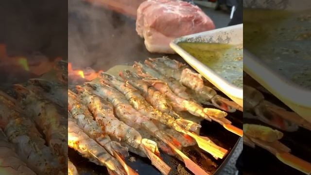 Лангустины,  осьминог, гребешок или креветка на гриле ОФИР/OFYR