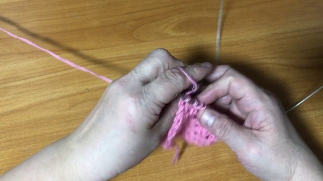 Объёмная ажурная сеточка спицами на лето