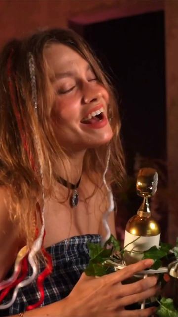 Каждый раз - Монеточка поёт Саша Квашеная