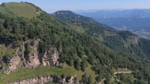 Сентийский храм и орлы в Нижней Теберде