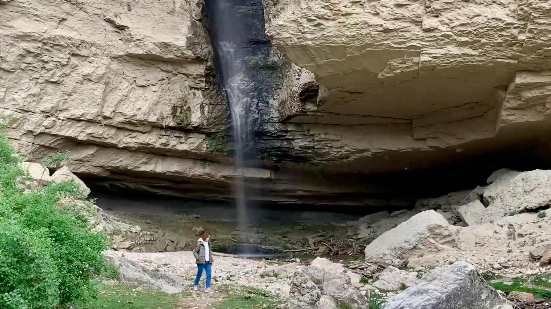 Поход к Гунибскому водопаду ранним утром Дагестан май 2024