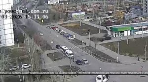 В Волжском школьник попал под колеса маршрутки