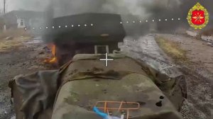 🔥🏴Дроноводы «Севера» сожгли буксируемую САУ «Богдана-Б» и автомобильную технику ВСУ.