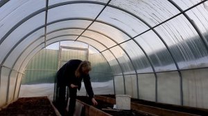 16 марта, откопала воду, посеяла шпинат.