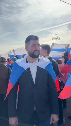 Студенты РОСБИОТЕХа подняли флаг России на ВДНХ