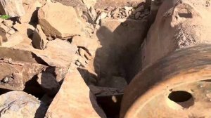 Строительство, дробление щебёнки