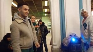 ТАНЦОР МАЙКЛ  ОТЖИГАЕТ