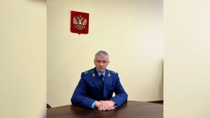 ЭКС-ПРОКУРОР ПОД СТРАЖЕЙ