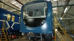 Поезд "Пришелец" в Новосибирском метрополитене