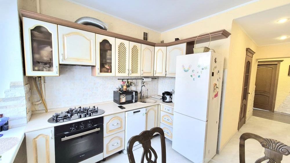 Продажа 3-х комнатной квартиры-распашонки в кирпичном доме в центре Заводского р-на г. Орёл