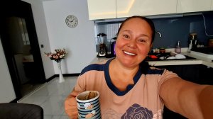 ЧЕРНЫЙ КОФЕ И БУТЕРБРОД В ХОРОШЕЙ КОМПАНИИ