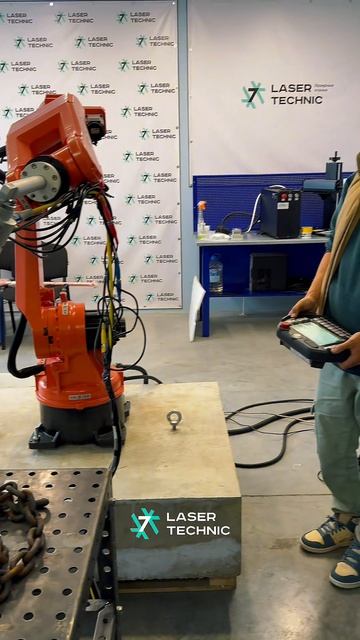 Робот рука 💪