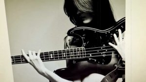 Одна из любимейших песен - ПЛАЧУТ ГИТАРЫ