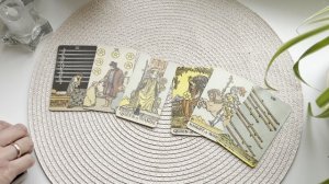 Его истинное отношение к Вам. Гадание на Таро