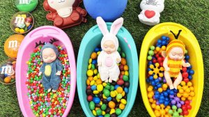 Мультики для девочек про спящих лялек в разноцветных ванночках с бусинками. Мультики малышам