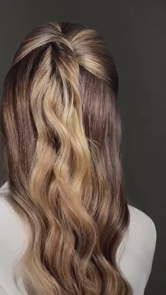 Гладкая мальвинка из волны - выбор невест этого сезона #прическа #укладка #волосы #локоны