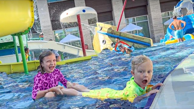 СОФУНЬЯ ШАЛУНЬЯ - СОФИЯ ХОЧЕТ В АКВАПАРК, А НИИКА МОРОЖЕННОЕ .