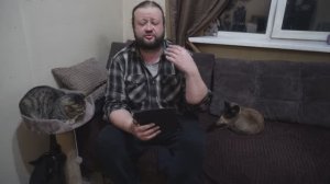 Работаю до ночи на фазенде Решил почитать добрые комментарии зрителей ПОДВАЛ ИЛЬИЧА домик в деревне