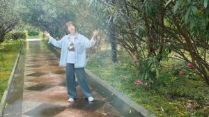 Невероятно красиво и душевно!    Таких песен не хватает