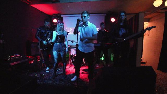 07_Knockin’ On Heavens Door