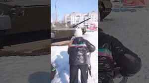 А мы гуляем