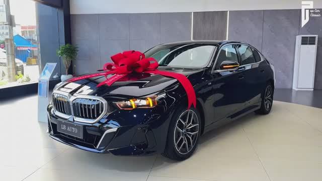BMW I5 Sport БМВ Спорт смотреть онлайн