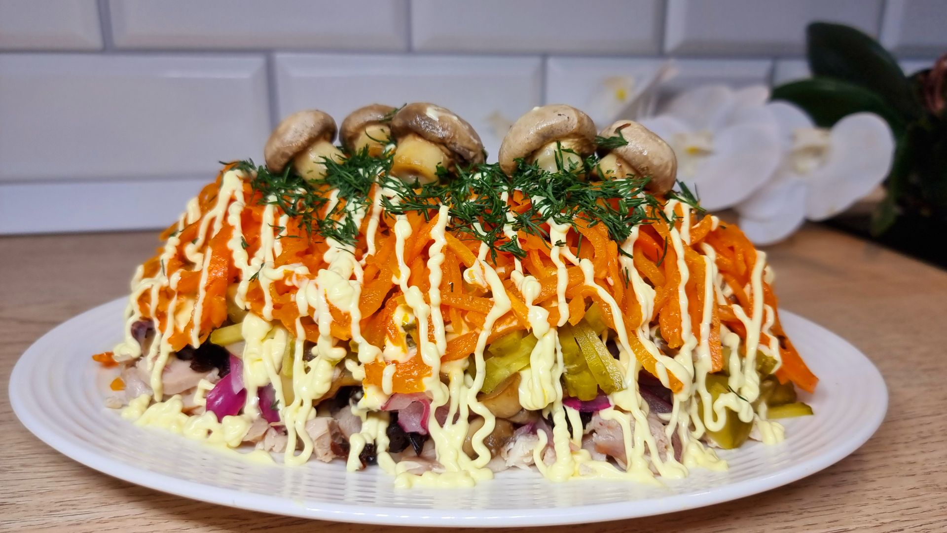 Салат "МУЖСКОЙ КАПРИЗ" на любой праздничный стол. Ну очень вкусный!