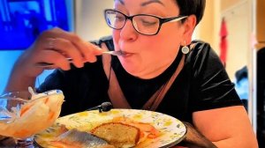 Не могла мимо селедки пройти! МУКБАНГ