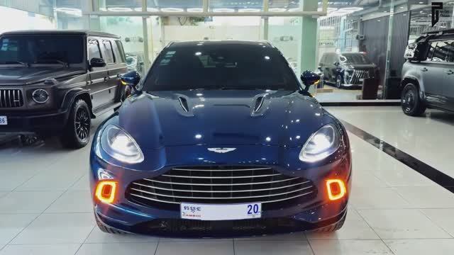 Aston Martin DBX смотреть онлайн