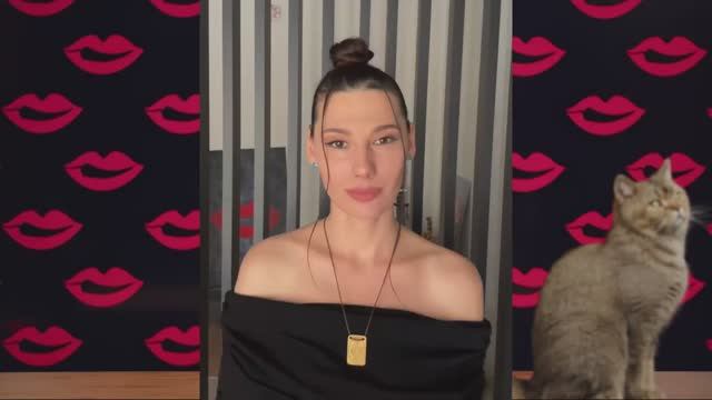 Обращение к Женщине. Майя По