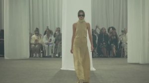 Показ женской коллекции Gestuz весна-лето 2024