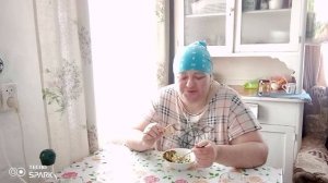 На ужин тот же салат. Приятного аппетита кто со мной 😉.