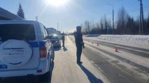 Госавтоинспекторы Югры проводят профилактические мероприятия на трассе Тюмень - Ханты-Мансийск