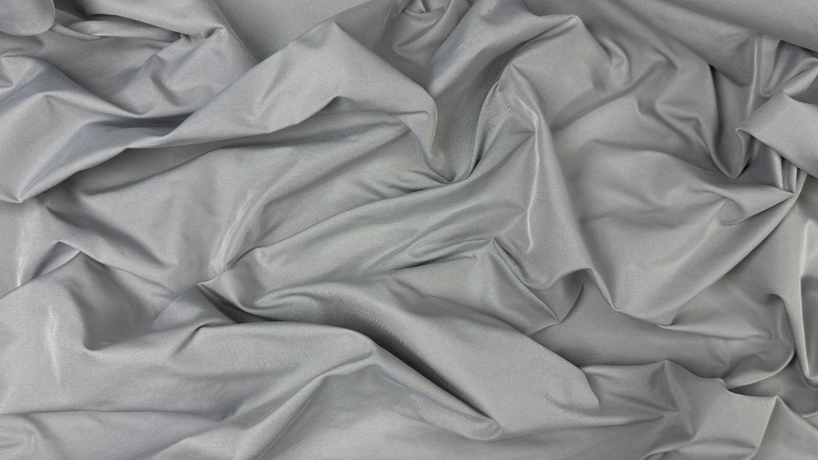 Плащевая ткань Туча (пропускает воду)