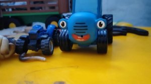 синие трактора