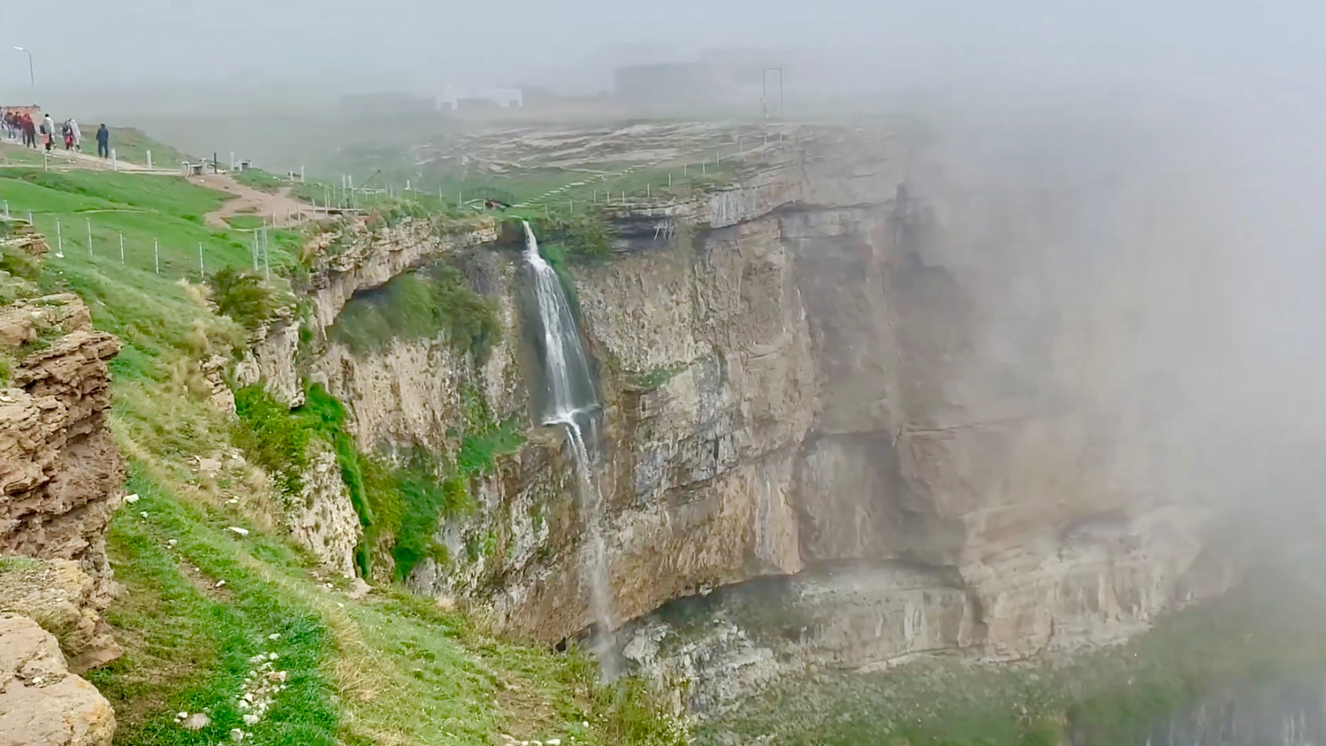 Водопады Тобот и Итлятляр в Хунзахе Дагестан май 2024