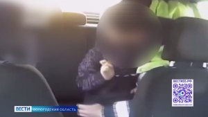 Госавтоинспекторы Вологодского округа экстренно доставили ребёнка в больницу