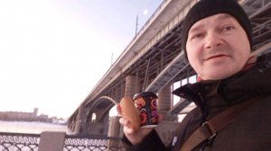 у меня есть кофиек. доброго-доброго утра всем дня