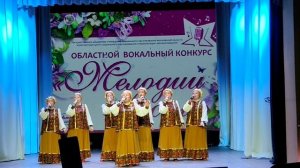 "Танцуй, красивая! " - вокальный ансамбль "Привокзальные узоры".