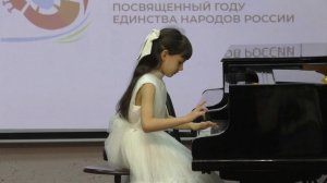 Снеговская Валерия