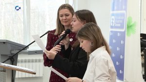 Школьники Чалны читали стихи вместе с известной российской актрисой Марией Кожевниковой
