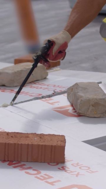 Укладка теплоизоляции на кровле