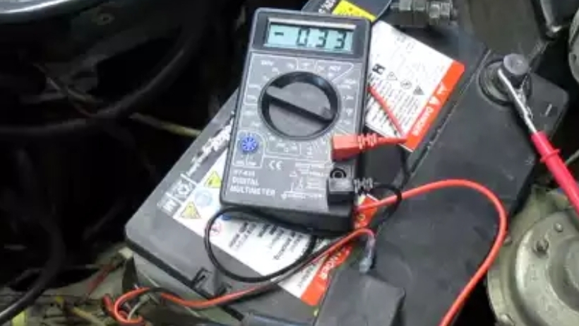 Как измерить утечку тока аккумулятора.